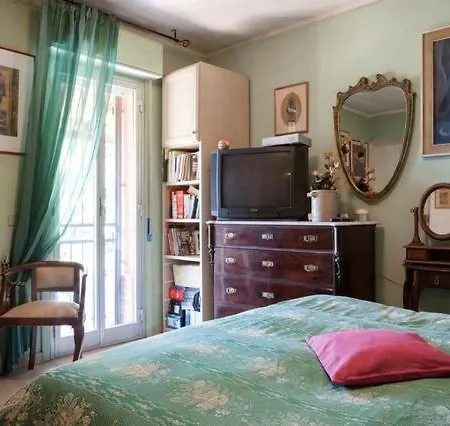 Carly & Dane Homestay